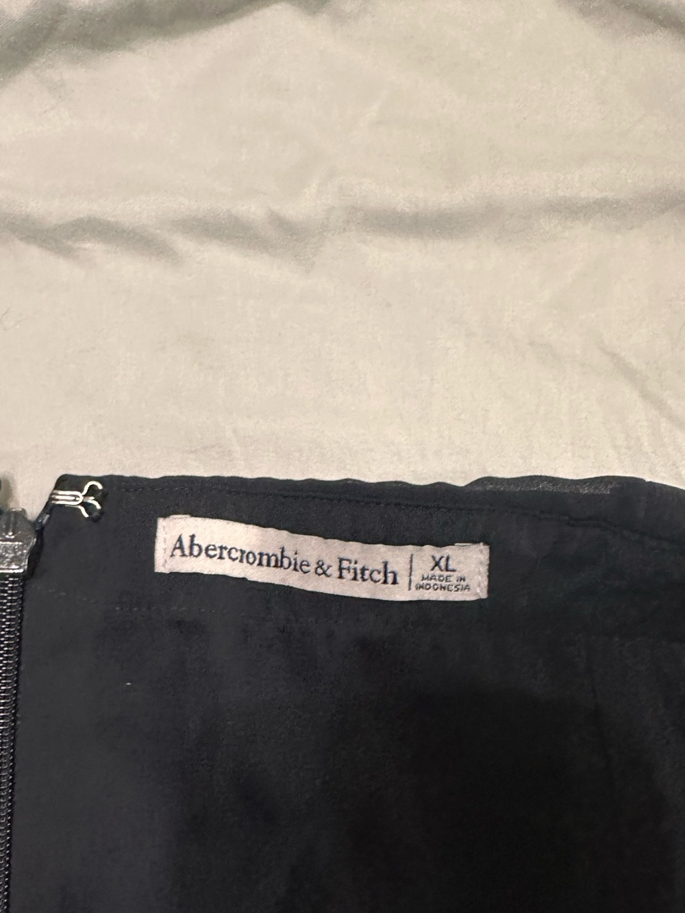 Abercrombie & Fitch Black Zip-Front Skirt - Picture 3 of 3